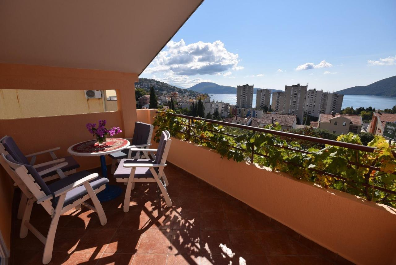 Al Mare Apartment Igalo Exterior foto