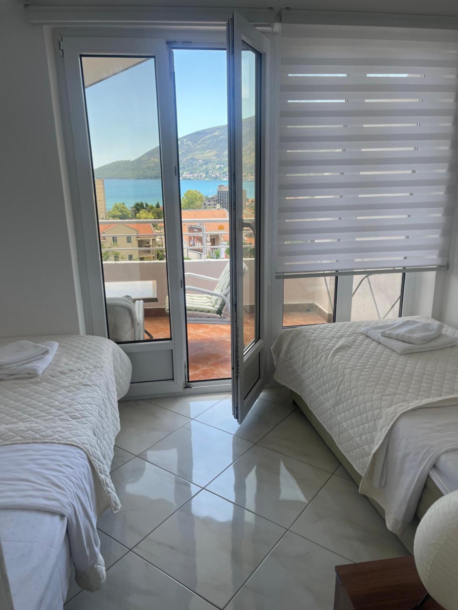Al Mare Apartment Igalo Exterior foto